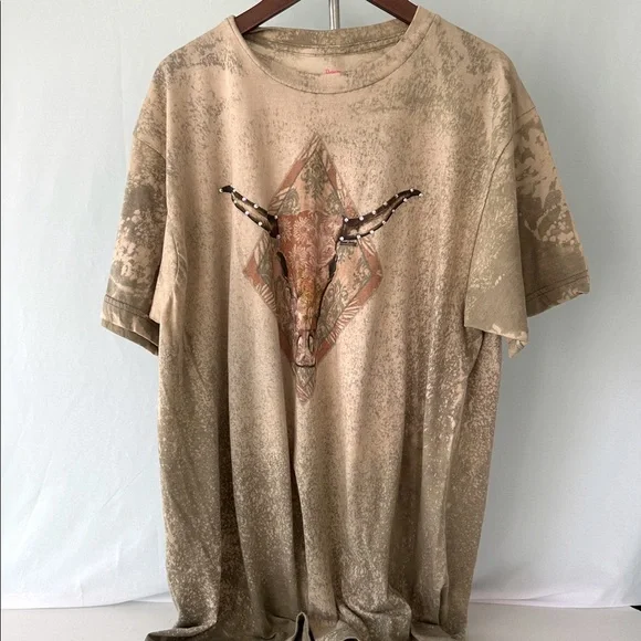 Raisin Arrows Sequenced Bull T-Shirt Size Large NWT - Picture 1 of 2